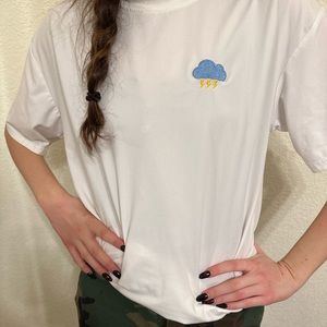 White oversized t-shirt